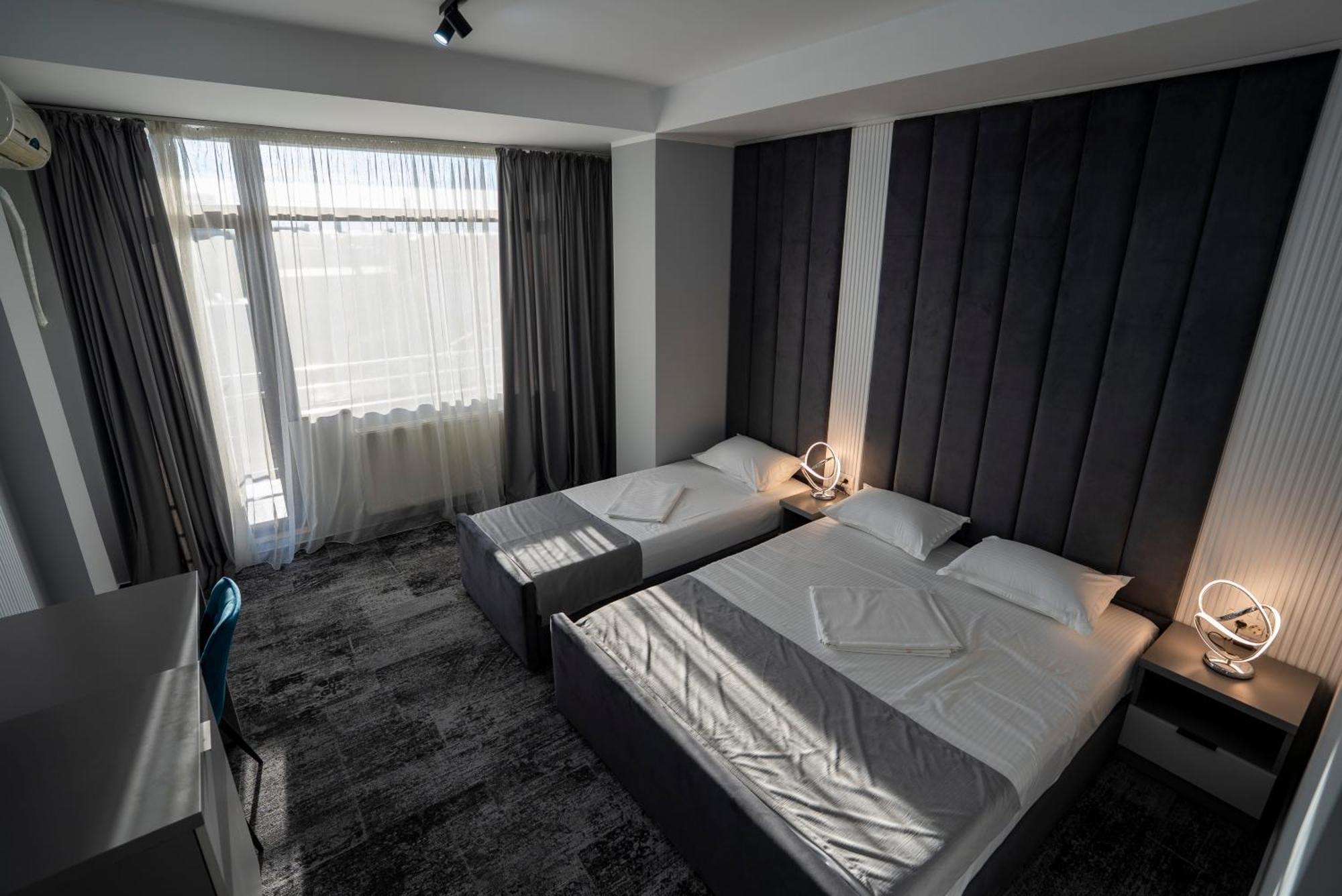 Cristal Hotel