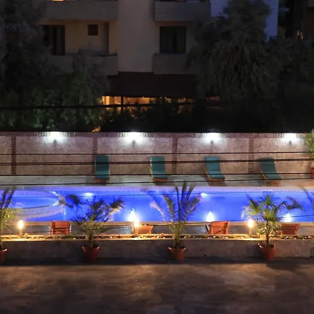 Hotel Cristal Navodari Exterior photo